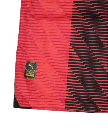 CAMISETA DE FÚTBOL AC MILAN PUMA UNISEX ROJO Y NEGRO