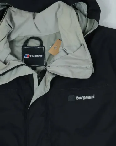 PARKA TÉCNICA BERGHAUS HOMBRE NEGRA