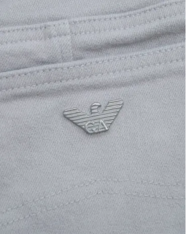 8446000033709-141.jpg