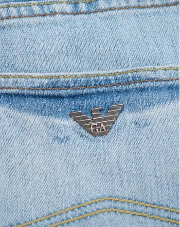8446000001418-116.jpg